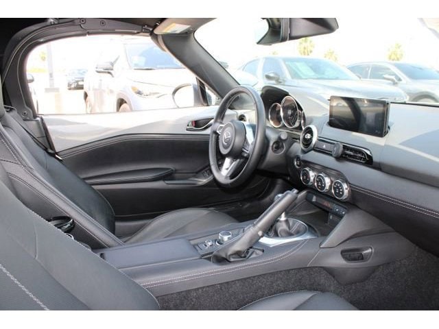 2025 Mazda MX-5 Miata Grand Touring photo 5