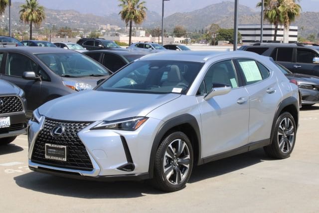 2025 LEXUS UX 300h photo 3