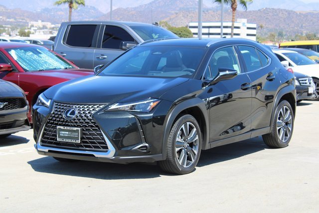 2025 Lexus UX photo 3