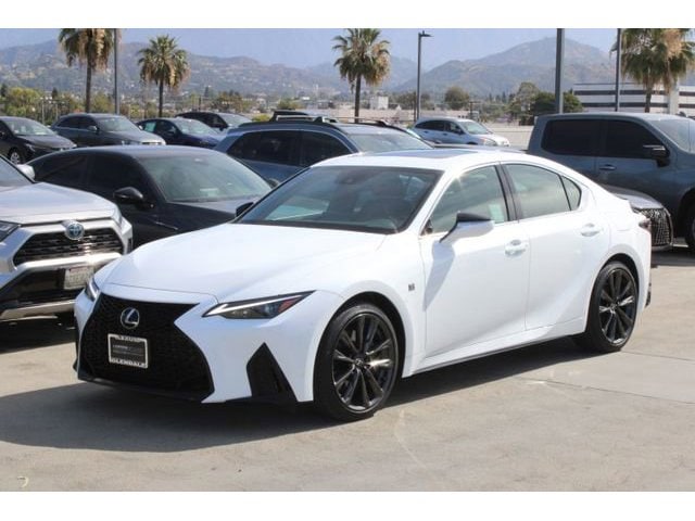 2024 LEXUS IS 300 photo 3