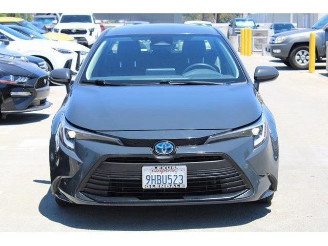 Used 2023 Toyota Corolla LE with VIN JTDBCMFE1P3023676 for sale in Kansas City