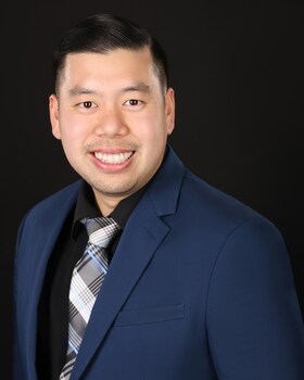 Staff member Sean Wong from 17a4ff7ce479