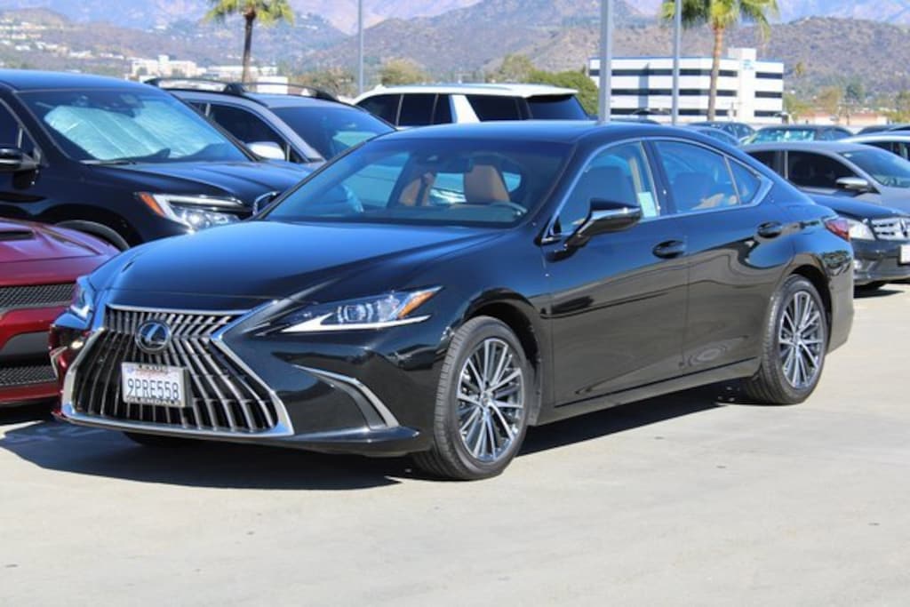 Certified 2025 Lexus ES 350 Base Sedan