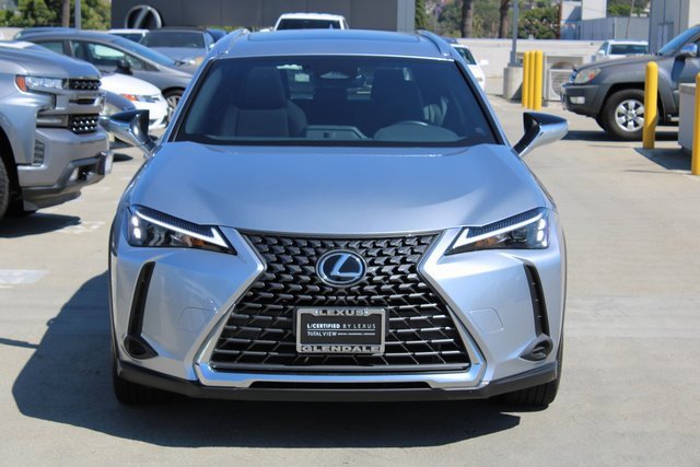 2025 Lexus UX photo 2