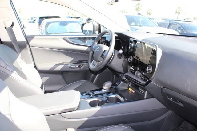2025 LEXUS NX 350h photo 5