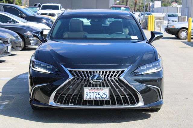 2023 Lexus ES Premium photo 2