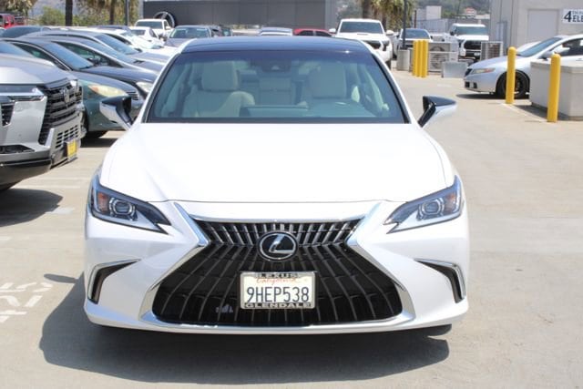 2023 LEXUS ES 350 Luxury photo 2