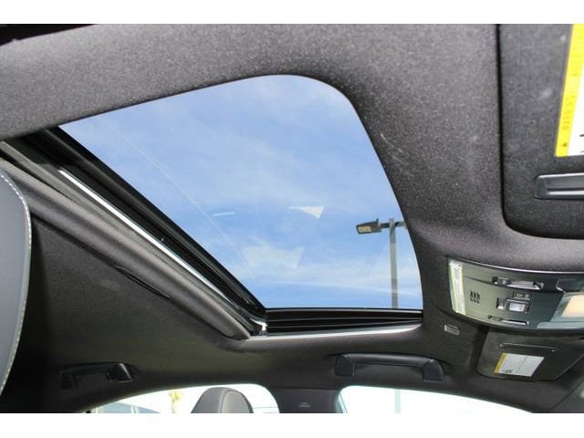 2024 LEXUS IS 300 photo 6