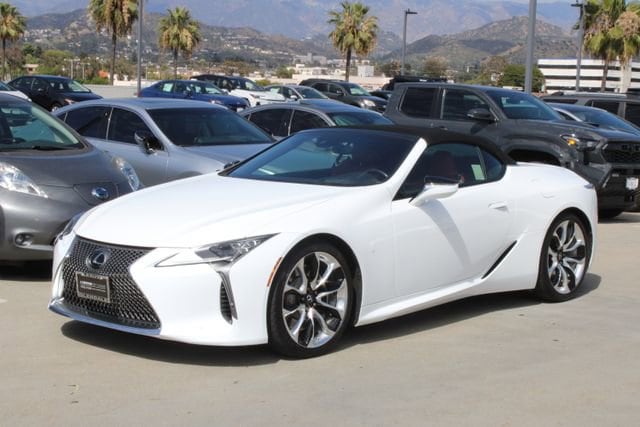 2023 LEXUS LC 500 photo 3