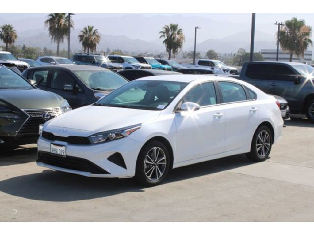 Used 2023 Kia Forte LXS Sedan