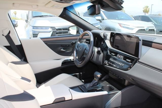 2023 LEXUS ES 350 Luxury photo 5