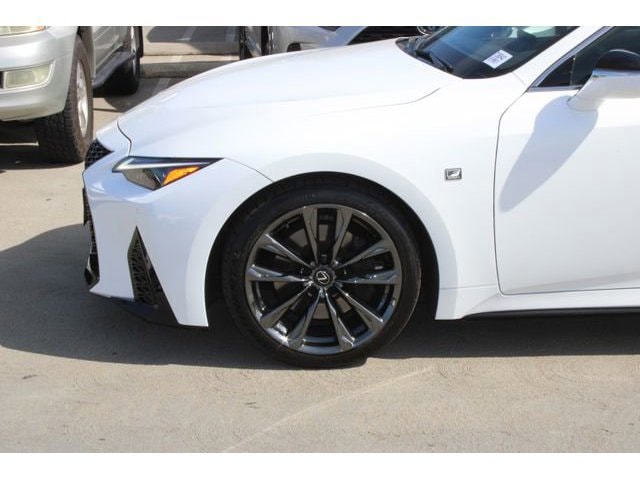 2023 LEXUS IS 350 F SPORT photo 4