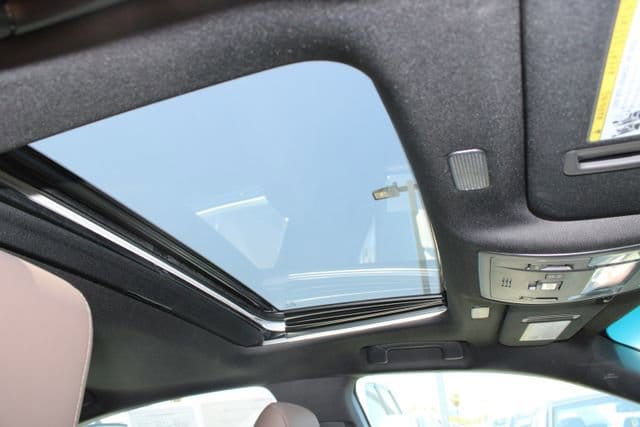 2024 Lexus ES 300h Base photo 6