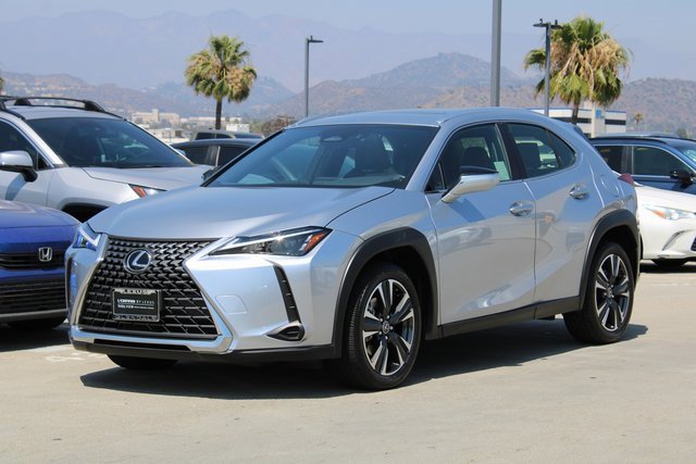 2025 Lexus UX photo 3