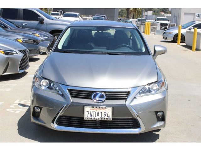 2017 LEXUS CT 200h photo 2