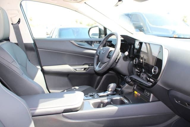 2026 LEXUS NX 350h Base photo 5