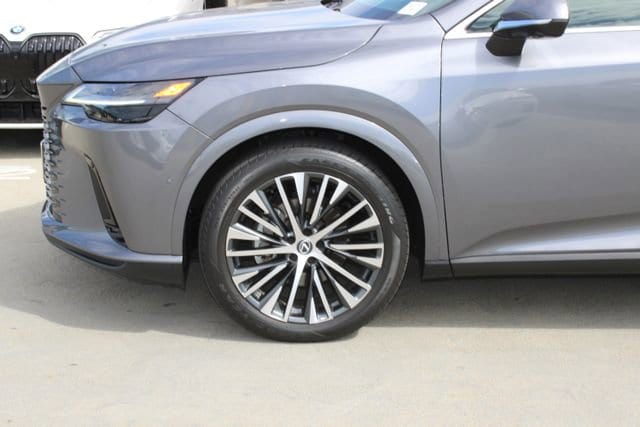 2023 LEXUS RX 350 Premium Plus photo 4