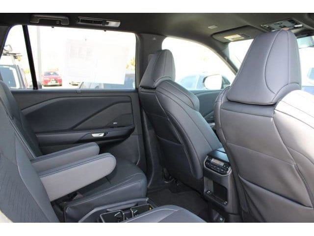 2024 LEXUS TX 500h F SPORT Premium photo 6