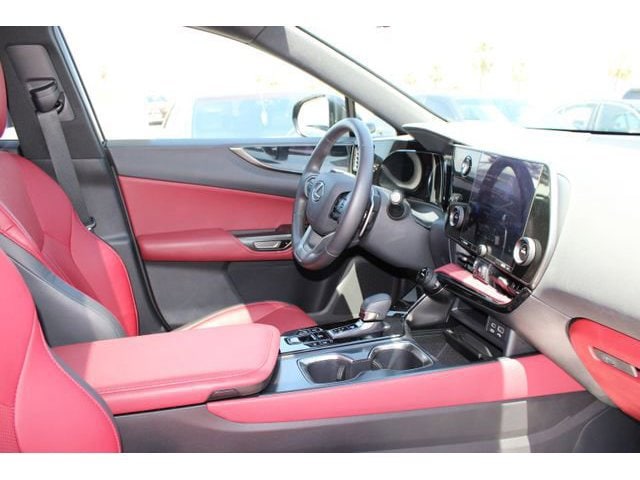 2024 LEXUS NX 350 photo 5