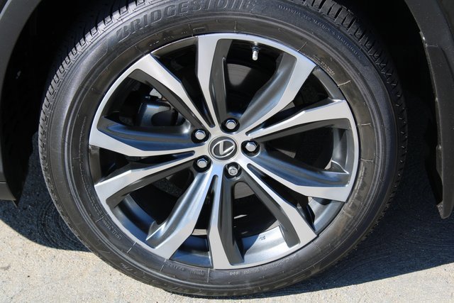 2022 Lexus RX 350L photo 4
