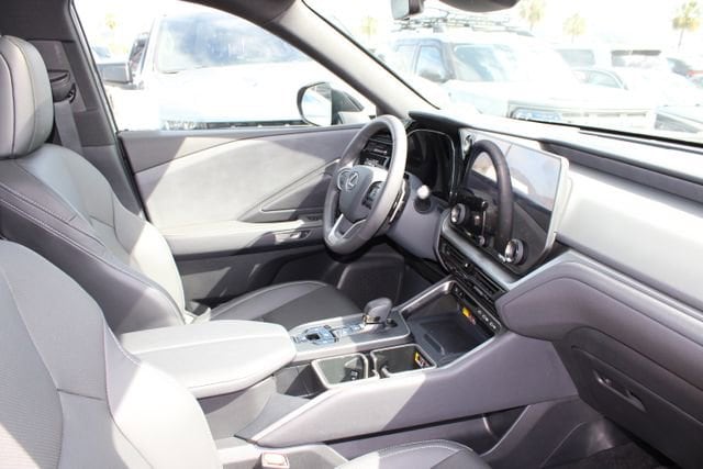 2025 LEXUS TX 350 Premium photo 5