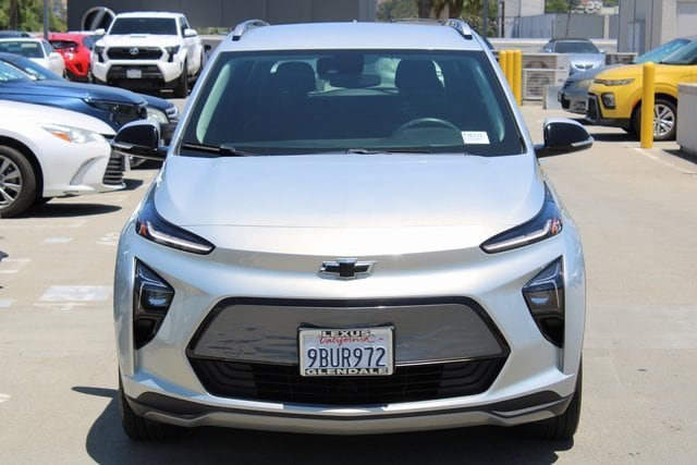 Used 2022 Chevrolet Bolt EUV LT with VIN 1G1FY6S04N4124817 for sale in Glendale, CA