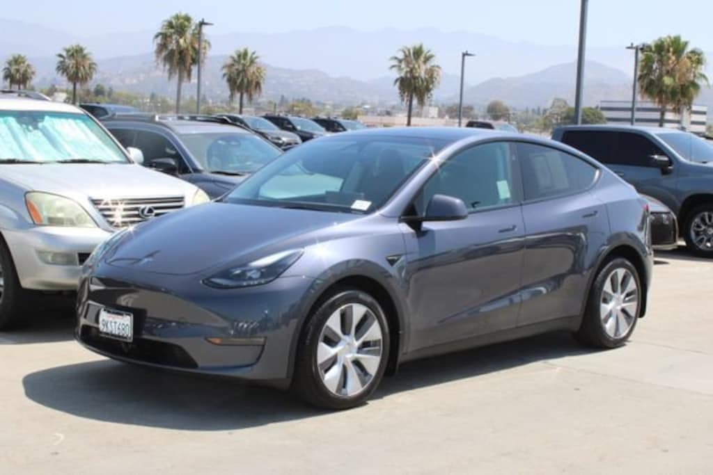 Used 2023 Tesla Model Y Long Range SUV