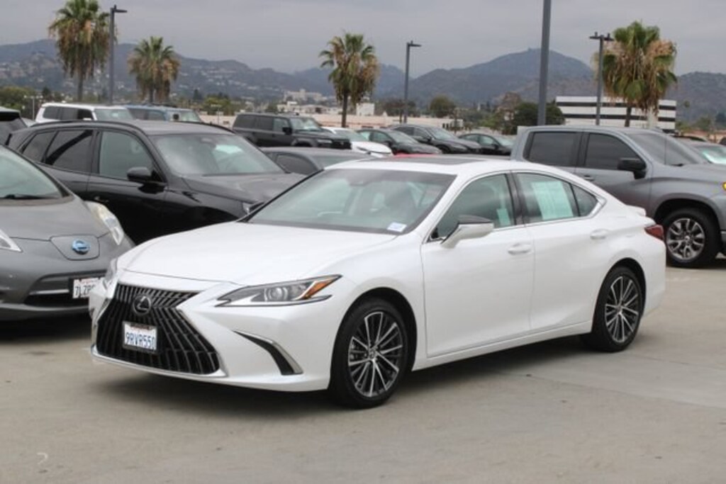 Certified 2025 Lexus ES 300h Base Sedan