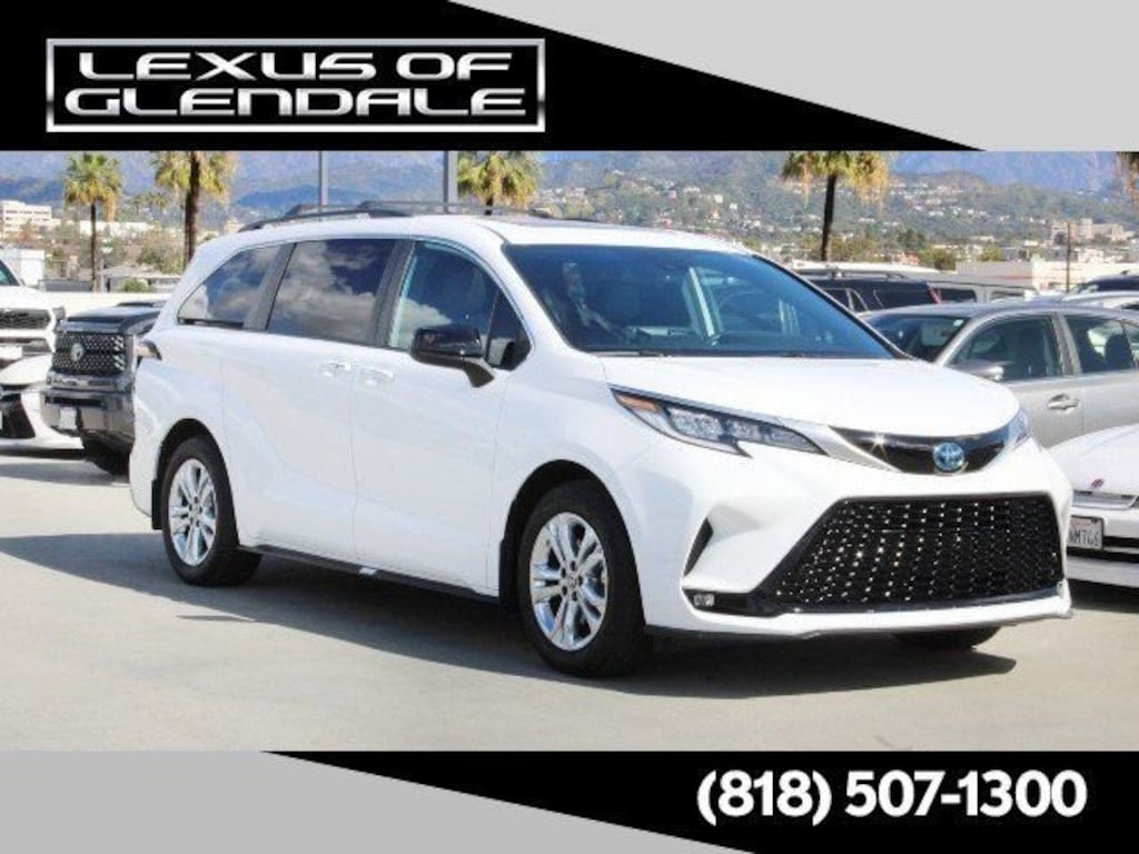 Used 2023 Toyota Sienna XSE 7 Passenger Van Passenger Van