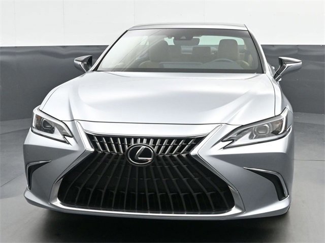 2022 Lexus ES 350 photo 3