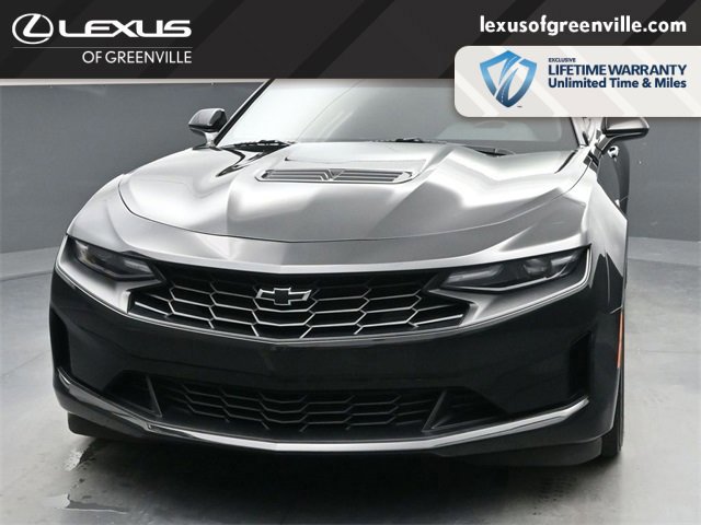 2022 Chevrolet Camaro LT1 photo 3