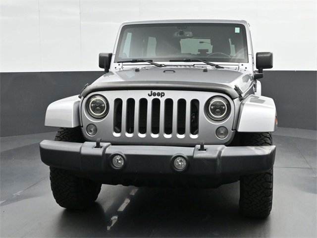 2014 Jeep Wrangler Unlimited Rubicon photo 3