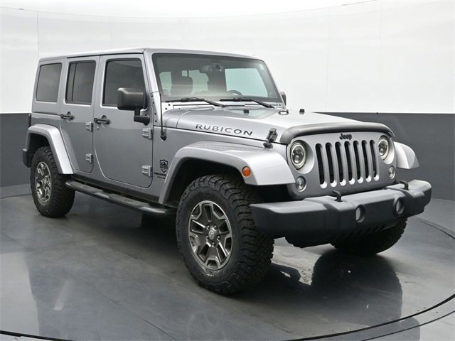 2014 Jeep Wrangler Unlimited Rubicon photo 2