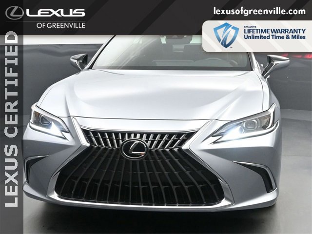 2023 Lexus ES 300h photo 3