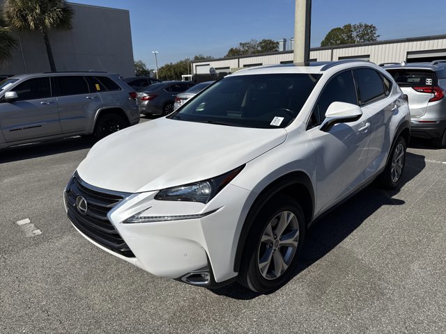 2017 Lexus NX 200t Luxury photo 4