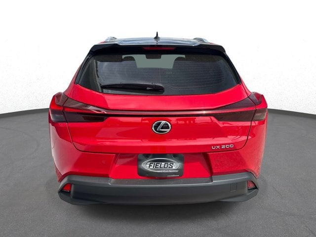 View vehicle photo 4