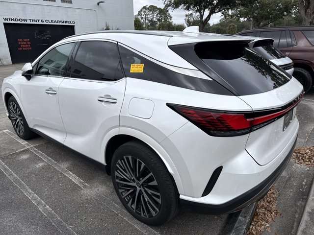 2023 Lexus RX photo 3