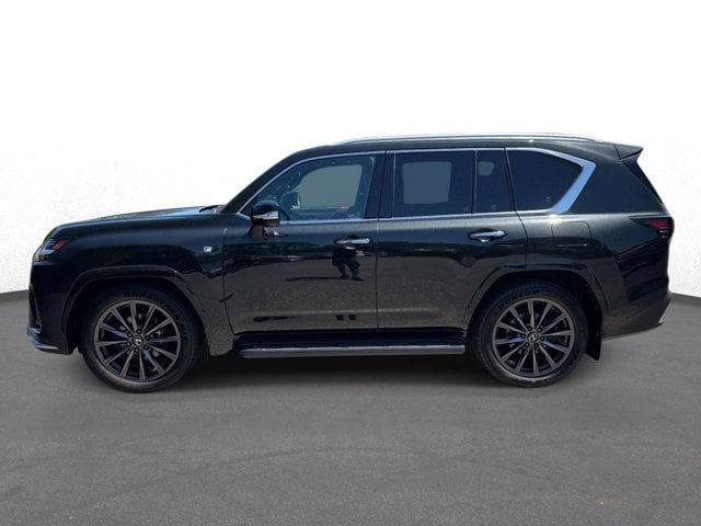 2026 Lexus LX 700h F-Sport - Photo 6