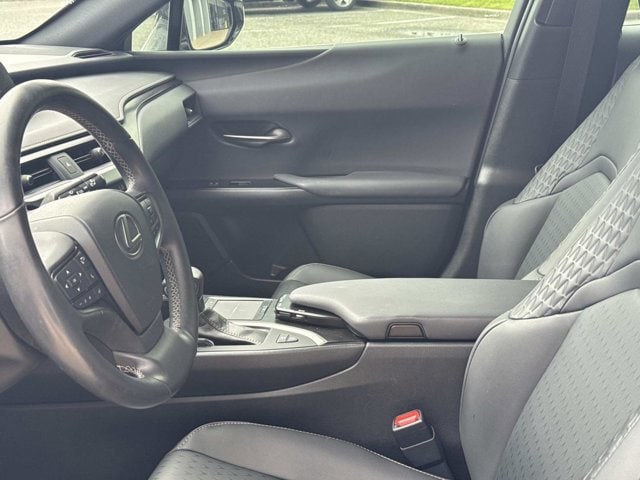 2022 Lexus UX Hybrid 250h - Photo 15