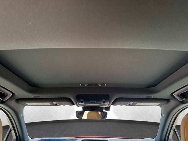 2025 Lexus UX 300h Premium - Photo 18