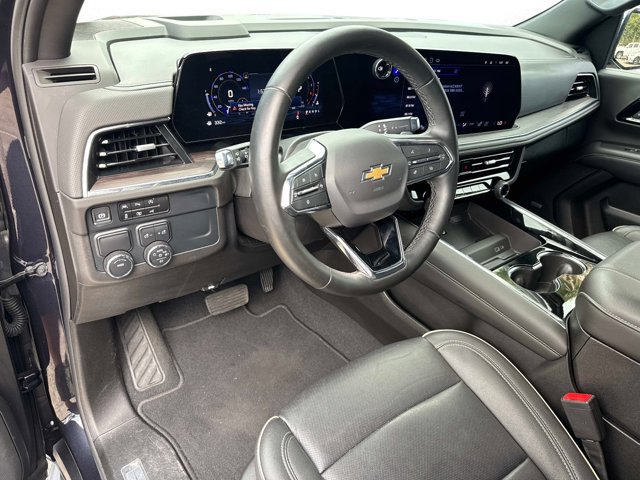 2025 Chevrolet Suburban Premier - Photo 23