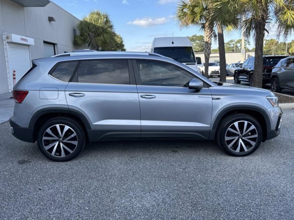 Used 2022 Volkswagen Taos SE