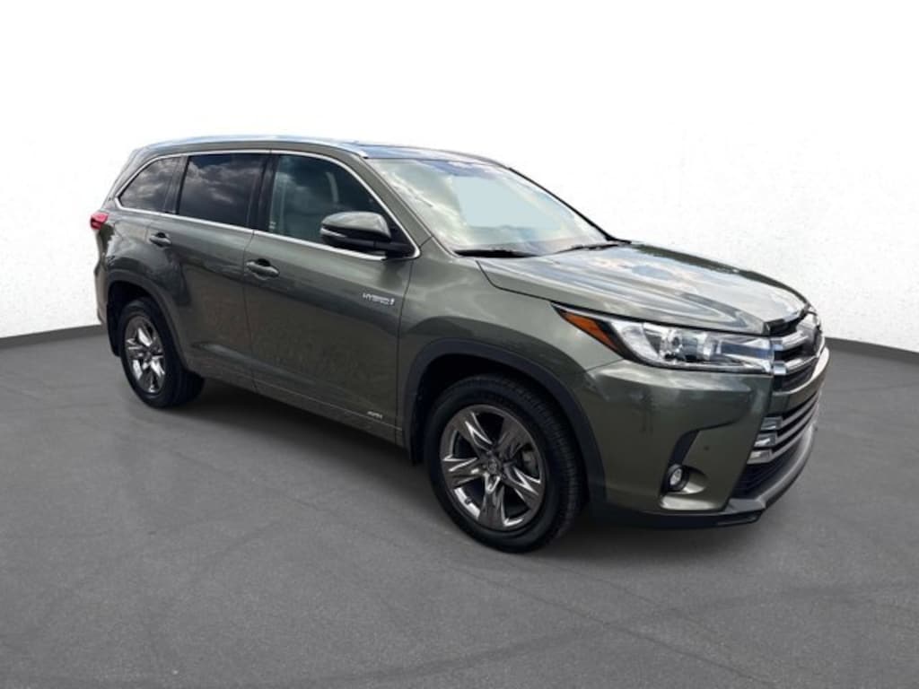 Used 2019 Toyota Highlander Hybrid Limited Platinum