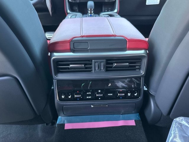 2026 Lexus LX 700h F-Sport - Photo 17