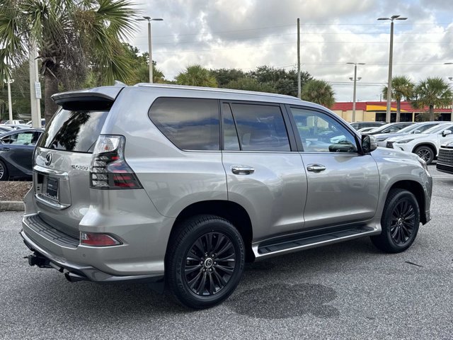 2023 Lexus GX 460 photo 2