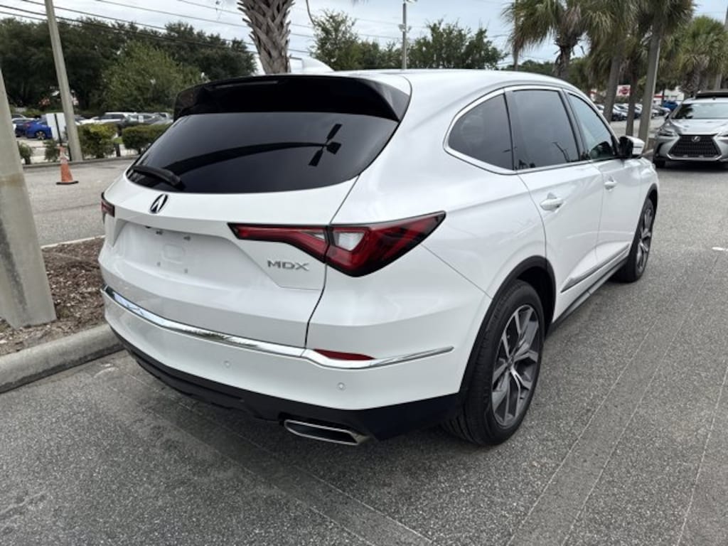 Used 2023 Acura MDX w/Technology Package