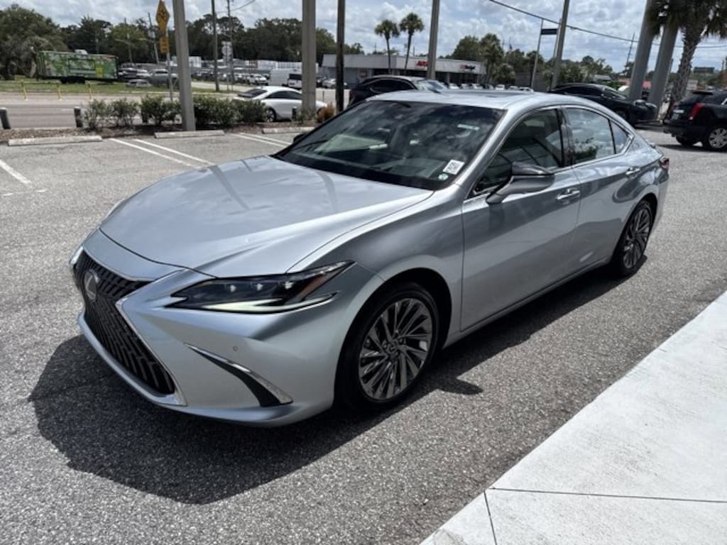 Certified 2024 Lexus ES ES 300h Luxury SEDAN