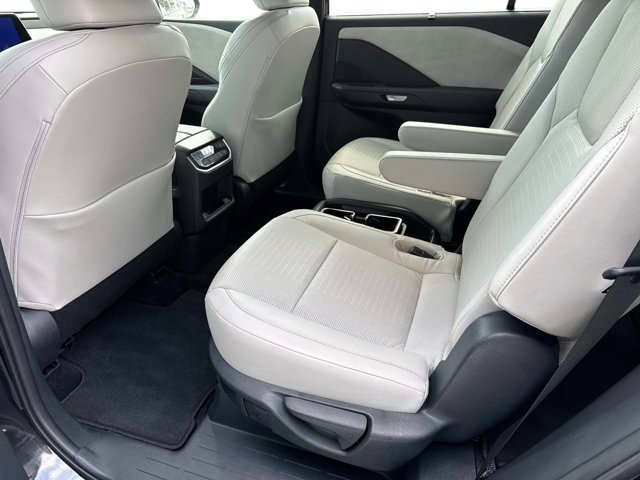 2025 Lexus TX Premium - Photo 15