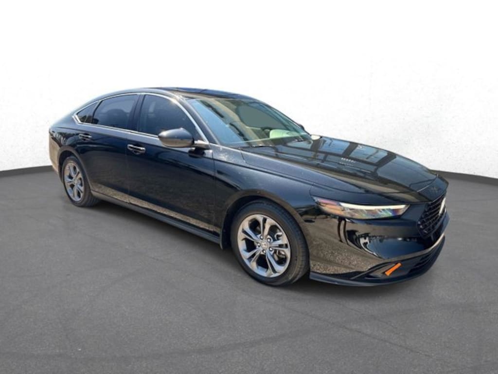 Used 2023 Honda Accord Sedan EX
