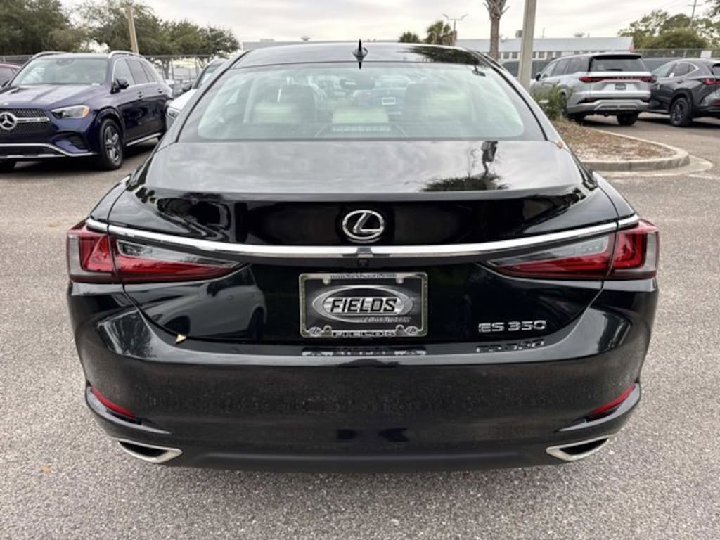 New 2025 Lexus ES 350 SEDAN